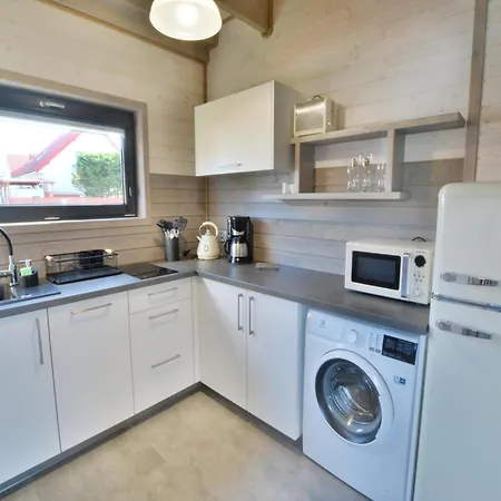 Cottage In Siano Ty Near The Beach, Cleaning Included Sianozety